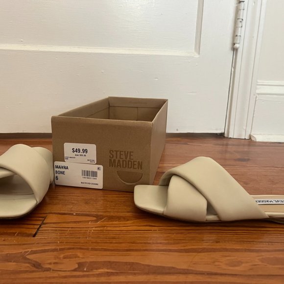 Steve Madden Mayra slide sandal in bone, size 6, square toe, flat - Picture 2 of 6